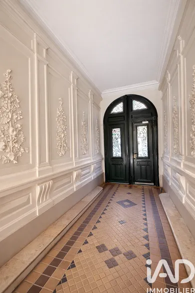 Studio à Saint-Mandé (94160)