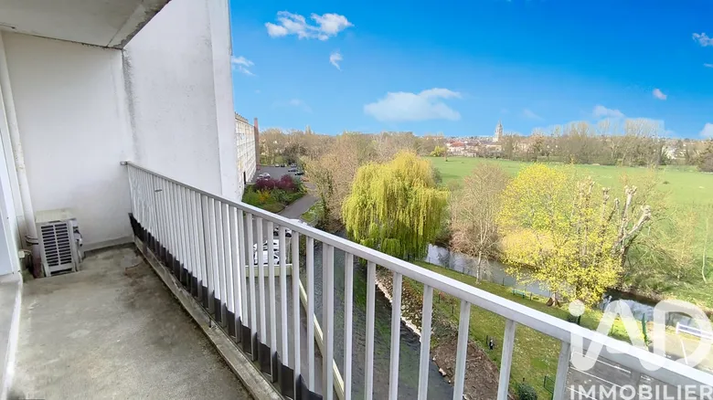 Appartement 5 pièces 110 m² · à Châteauroux · 110 m² · 115 000 €