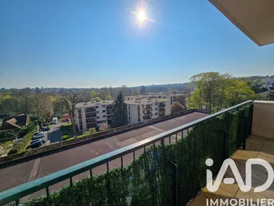 Apartment in Brunoy (91800)