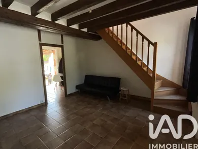 Maison de village à Saint-Aignan-le-Jaillard (45600)