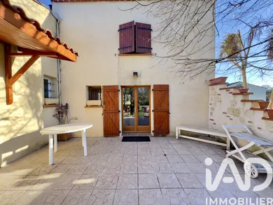 Park home in Saint-Pierre-de-Clairac (47270)