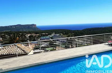 Maison d'architecte à Carnoux-en-Provence (13470)