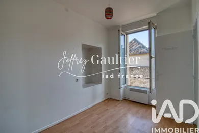 Apartment in Beaumont-sur-Oise (95260)