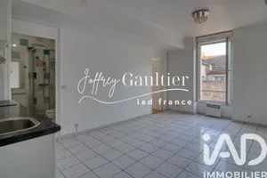 Apartment in Beaumont-sur-Oise (95260)