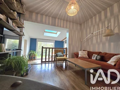 House in Sainte-Savine (10300)