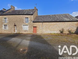 Traditional house in Saint-Hilaire-des-Landes (35140)
