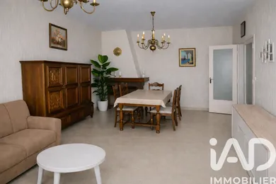 Townhouse in La Rochelle (17000)