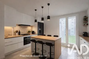 Apartment in Villenave-d'Ornon (33140)