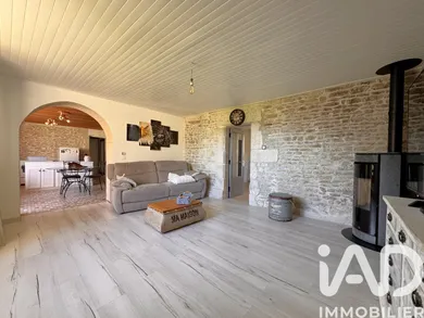 Village house in Le Gué-de-Velluire (85770)