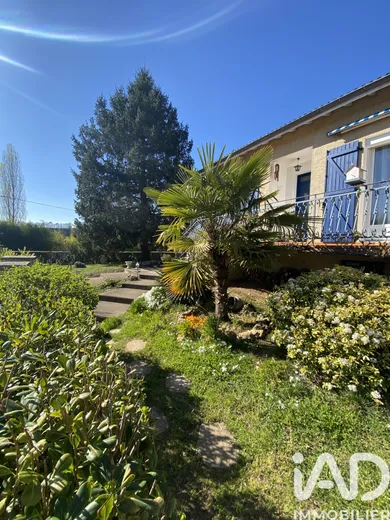 Traditional house in Anglars-Juillac (46140)