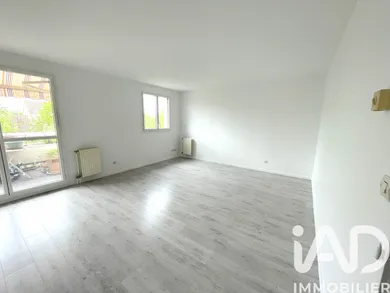 Appartement à Étiolles (91450)