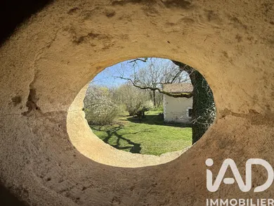 Domaine à Saint-Félix-de-Villadeix (24510)