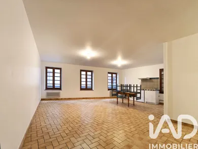 Apartment in Espalion (12500)