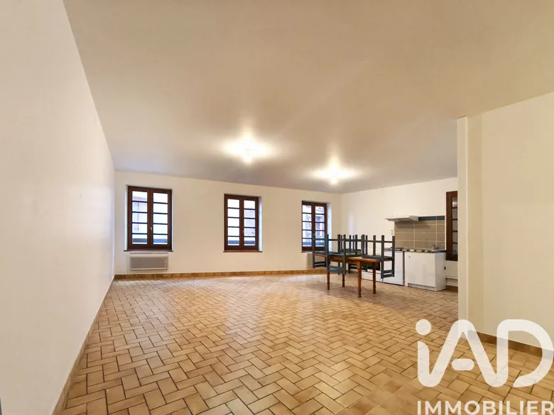 Appartement 3 pièces 93 m² · à Espalion · 93,3 m² · 98 000 €