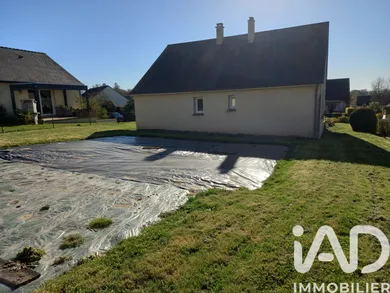 Detached house in Villaines-la-Juhel (53700)