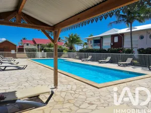 Apartment in Saint-François (97118)