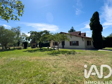 Maison de campagne à Aubiet (32270)