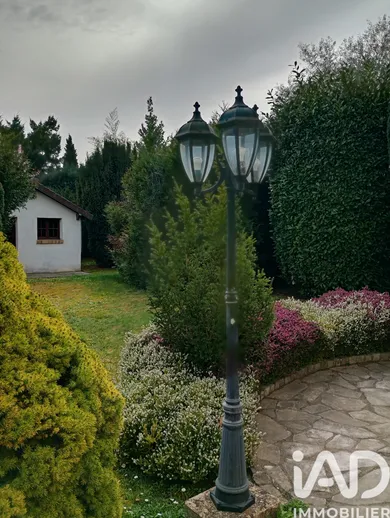 Traditional house in Orly (94310)