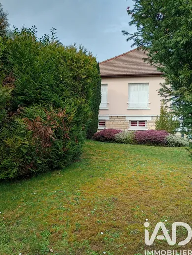 Traditional house in Orly (94310)