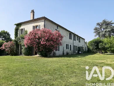 Maison de campagne à Port-Sainte-Foy-et-Ponchapt (33220)