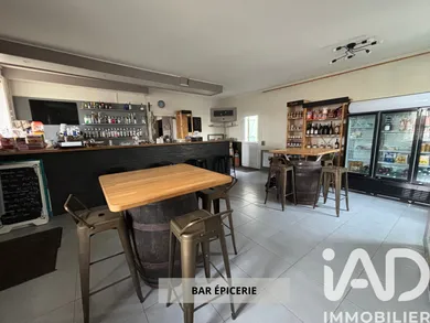 Immeuble à Chambéon (42110)