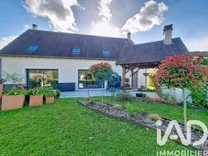 Maison à Freneuse (78840)