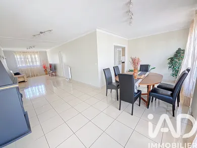 Maison à Roissy-en-Brie (77680)