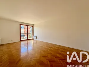 Appartement à Le Plessis-Robinson (92350)