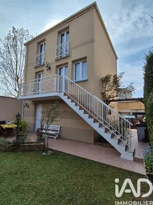 Maison de ville à Saint-Pierre-du-Perray (91280)