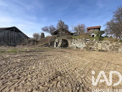 Building plot in Châtillon-sur-Cluses (74300)