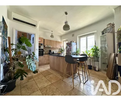 Townhouse in Avignon (84140)