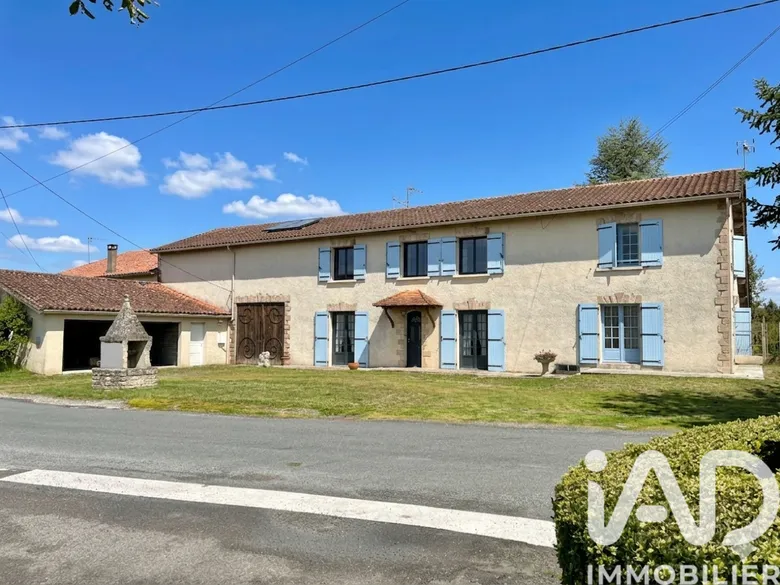 Vente maison à Deviat (16190) : maison de campagne 10 pièces 268 m² — 4