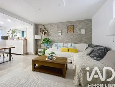 Townhouse in Villecresnes (94440)