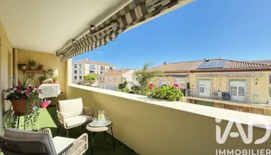 Apartment in Sanary-sur-Mer (83110)