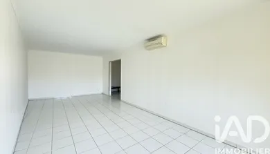 Apartment in Sanary-sur-Mer (83110)