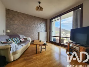 Apartment in Voiron (38500)