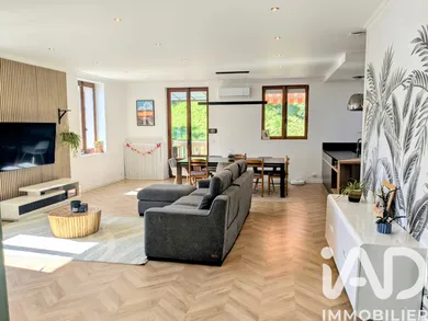 Apartment in Évian-les-Bains (74500)