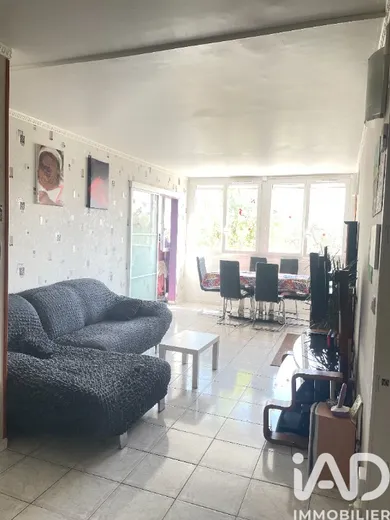 Apartment in Orly (94310)