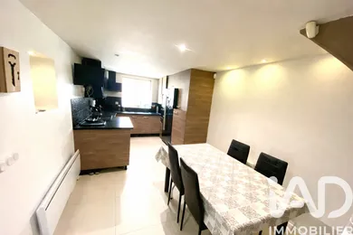 Maison de ville à Belloy-en-France (95270)