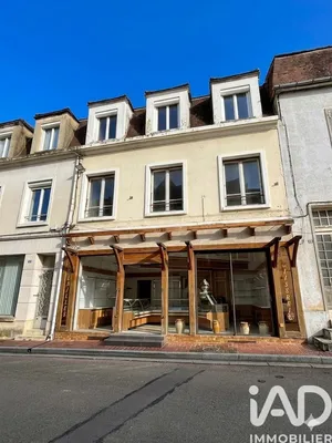 Immeuble à Saint-Florentin (89600)