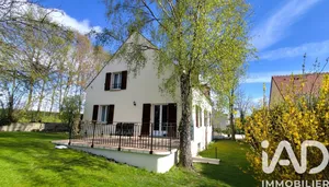 Maison à Écouen (95440)