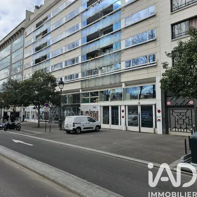Garage à Paris (75019)