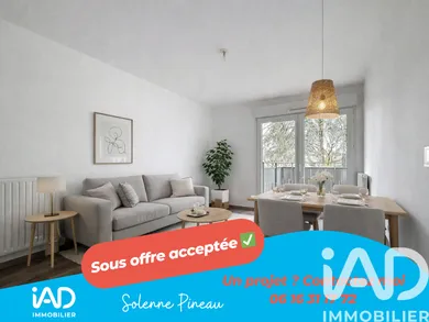 Apartment in Nantes (44300)