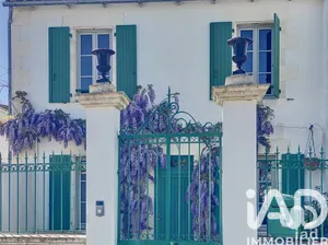 Maison de village à Sainte-Marie-de-Ré (17740)