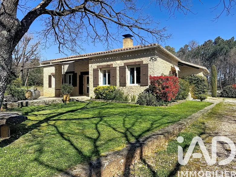 Maison 7 pièces 140 m² · à Gordes · 140 m² · 799 000 €