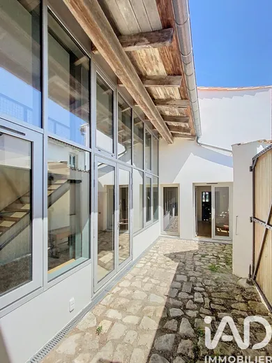 Maison de village à Sainte-Marie-de-Ré (17740)