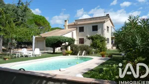 House in Saint-Martin-de-la-Brasque (84760)