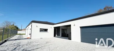House in Saint-Médard-de-Guizières (33230)