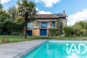 Maison à Écully (69130)