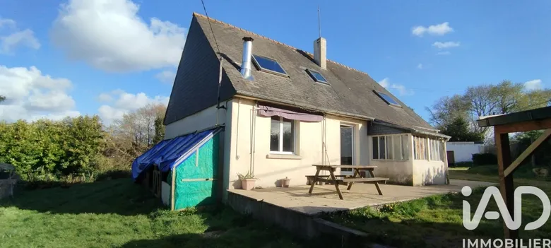 Maison 4 pièces 130 m² · à Pleyber-Christ · 130 m² · 175 000 €